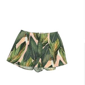 Show Me Your Mumu | Tropical Shorts